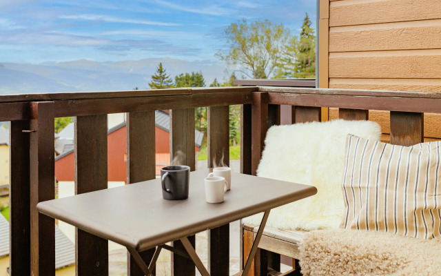 Anana Balcon Cerdan | Duplex with Views Apartments
