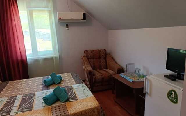 Barkhatny Sezon Guest House
