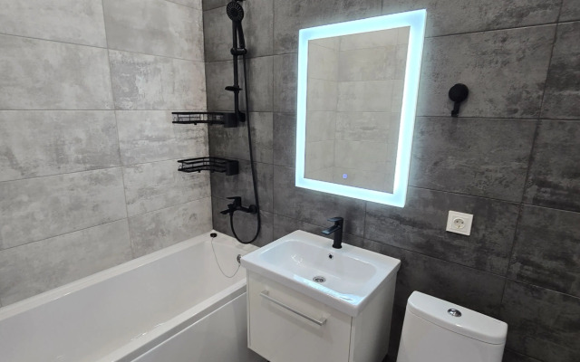 KemKomfort Na B-R Stroiteley 60k3 Apartments