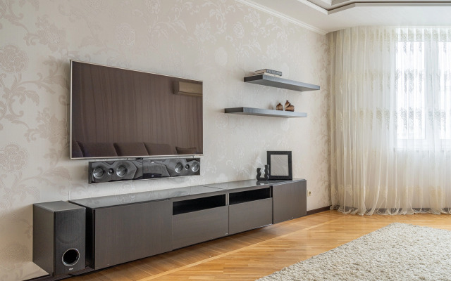 Квартира Просторная светлая трехкомнатная