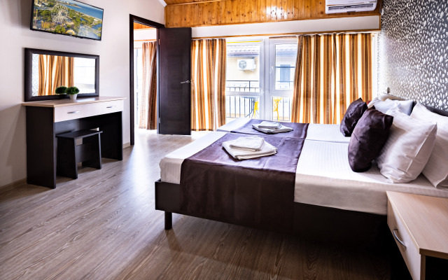 Kipr Guest House