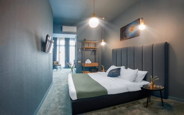 HB Freeze Inn Mini hotel