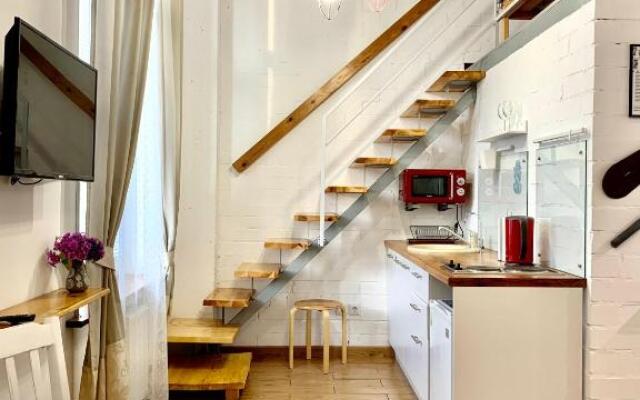 Апартаменты Двухуровневая Студия у Набережной Live in Karelia (В Карелии Жить) - Абсолютное Счастье