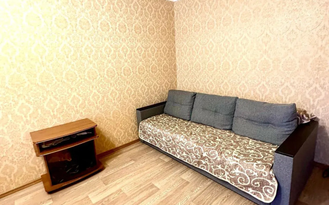 1Komnatnaya Naprotiv Radiouniversiteta Flat