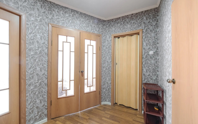 Ostrovskogo 75/1 Flat