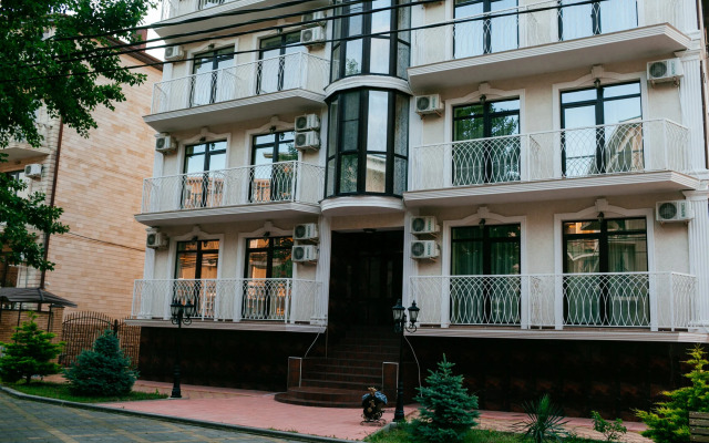Hotel Leonardo
