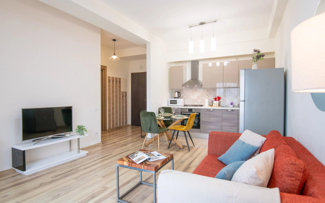 Апартаменты рядом с парком и метро