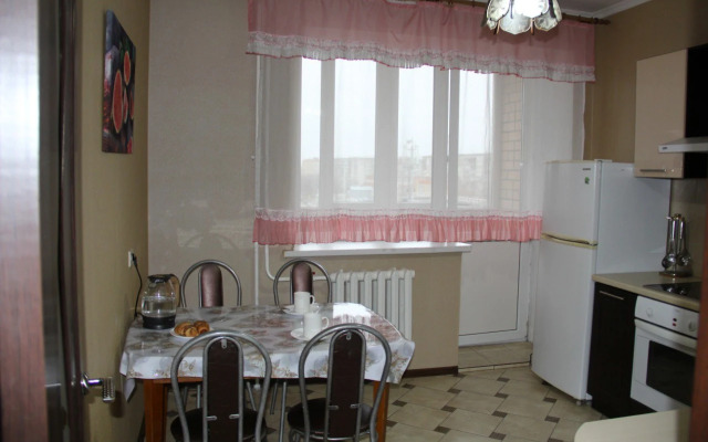 V Tsentre Goroda Flat