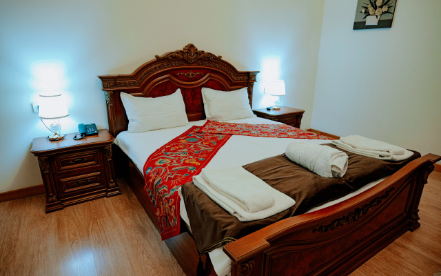 Imperial Palace Hotel