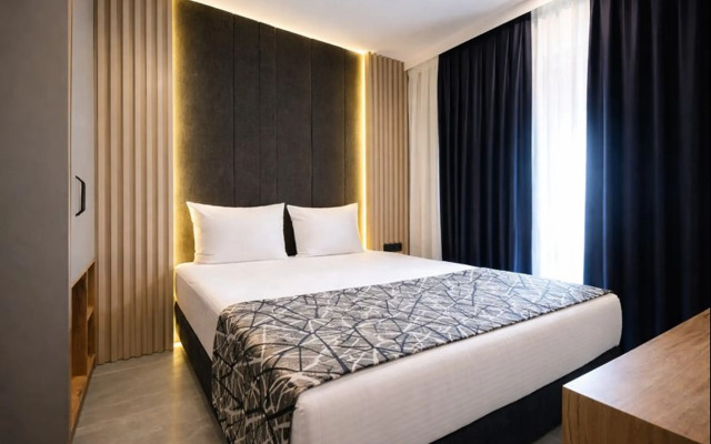 Отель Nas Corner Hotel