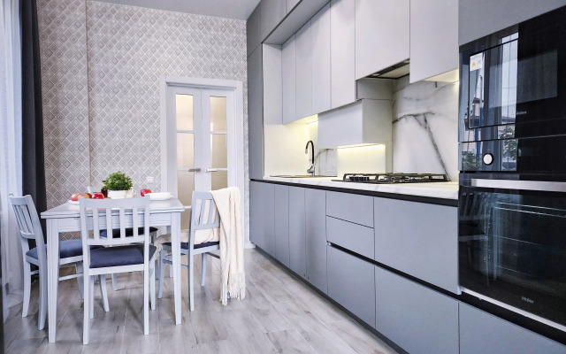 Uyutnaya na Ulitse Sergeya Borzenko Flat