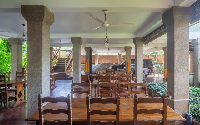 Yoho Ivory Inn Guest house