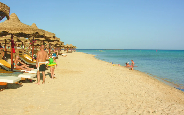 Pyramisa sahl hasheesh resort