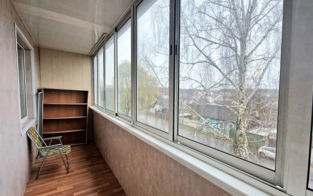 Bolshaya Chetyrekhkomnatnaya Kvartira Flat