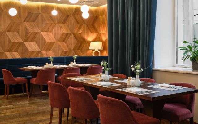 Отель Indigo St. Petersburg-Tchaikovskogo