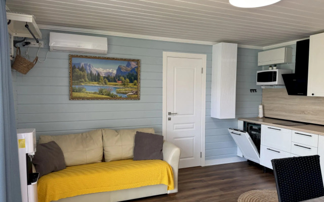 Частный Дом 550 с Тёплым бассейном Сауна Мангал Голубая Бухта