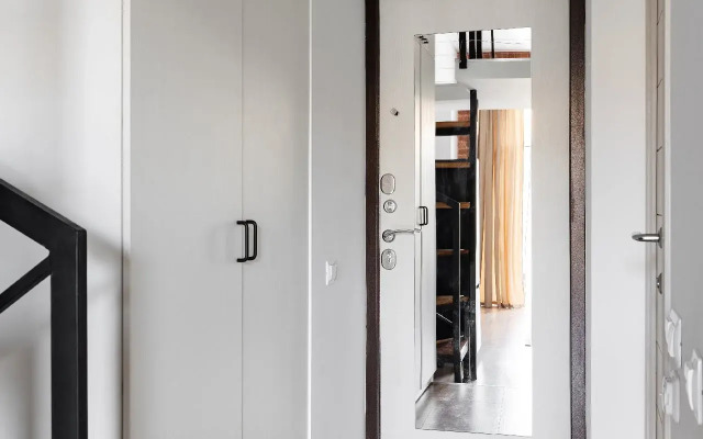 Апарт-Отель 2 LetYourFlat "Владимирский 10"