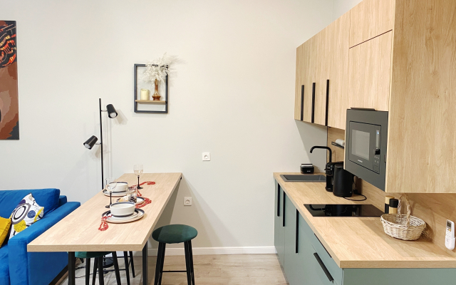 Dvukhurovnevy Chetyrekhmestny Nomer Flat
