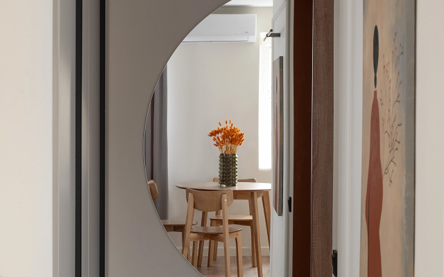 Апартаменты на Крестовой II