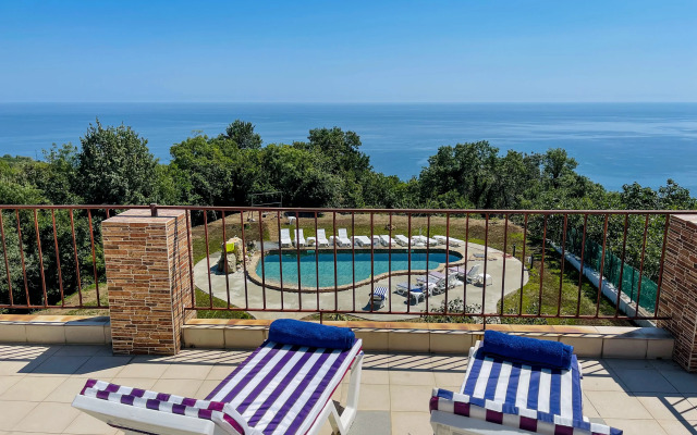 Mesto Pod Solntsem Guest House