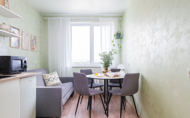 Sleepnsk Svetlaya Dvukhkomnatnaya Ryadom S Akvaparkom Apartments