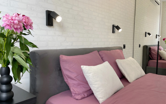Dizaynerskaya, 2+2 do Kremlya 10 minut Flat