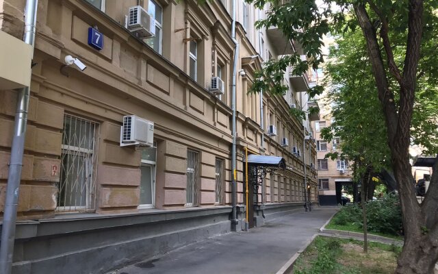 Dostoevskaya 2 Rooms Flat