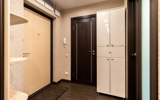 Tikhiy 4 Flat