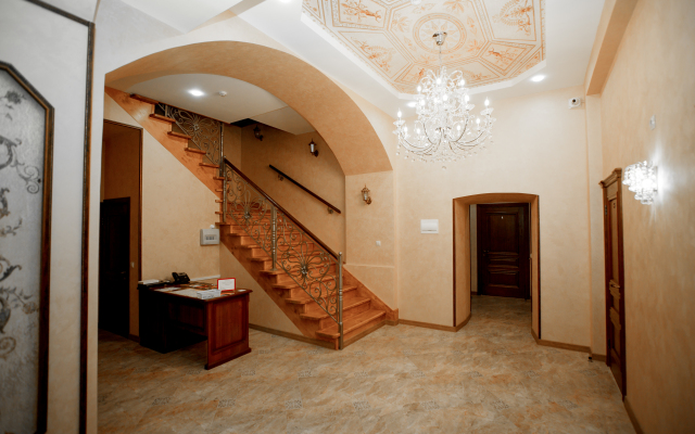 Vintazh Hotel
