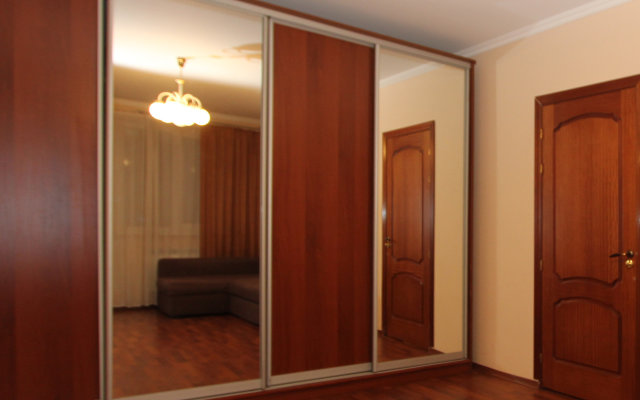 ApartLux Yaroslavskaya