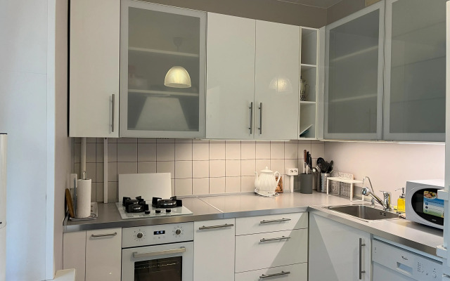 M. Smolenskaya Stilnaya 1-Kh Komn. Flat
