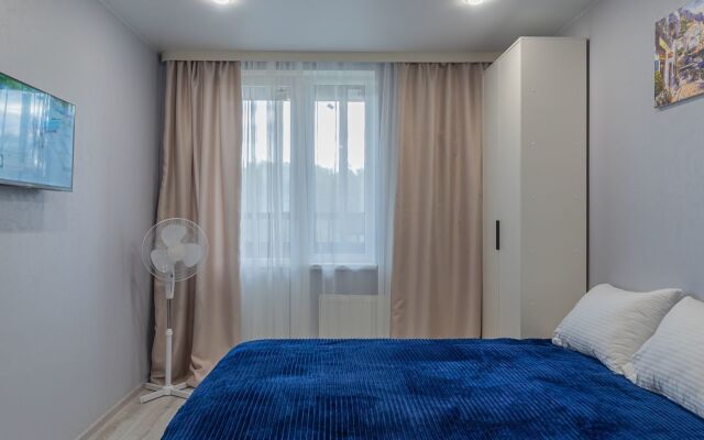 Odnokomnatnye Trekhmestnye Na Mikhaylovskaya 51 Apartments