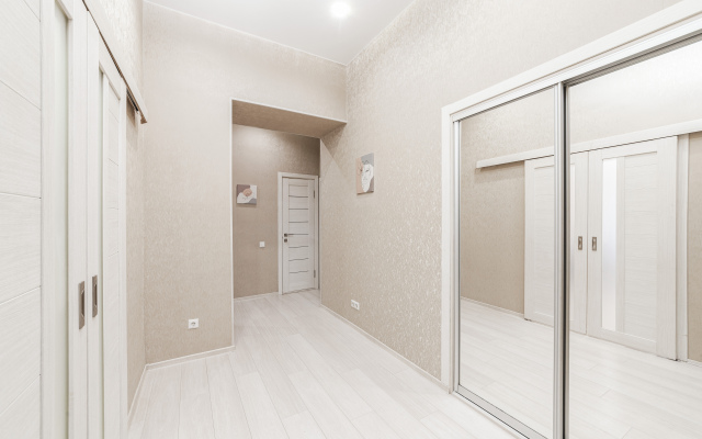 Novye v tsentre na ploshchadi Pobedy Apartments