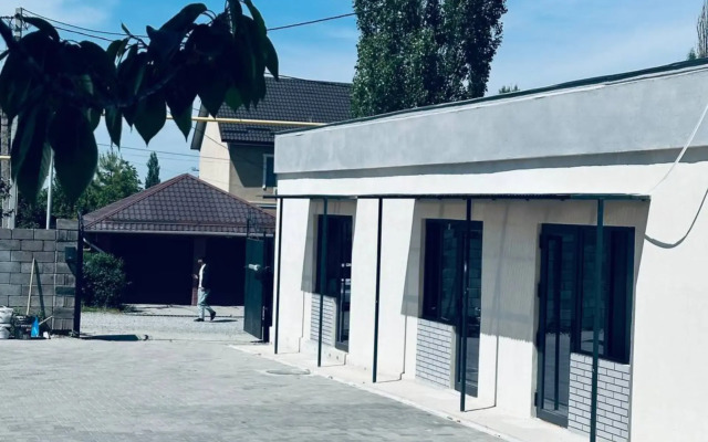 Tikhiy Zamok Mini-hotel