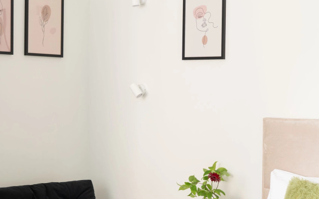 Апартаменты с двумя спальнями рядом с Таврическим садом