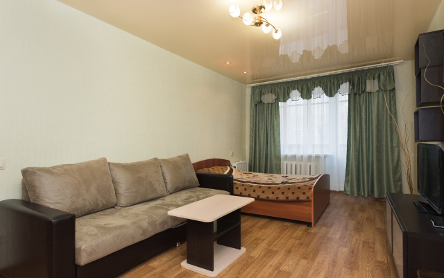 Квартира Марьин Дом на Крауля 4