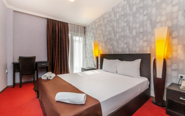 Merlin Hotel