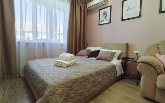 Ryadom s tsentpom gopoda Flat