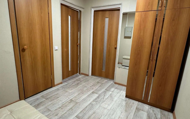 Na Internatsionalnoy 15 Flat