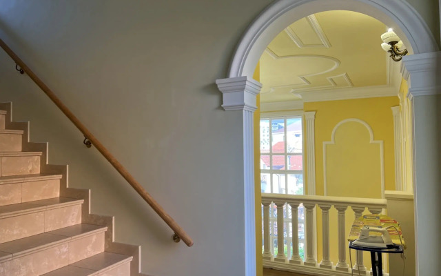 Частный Дом 327 с Бассейном и Видом на Горы