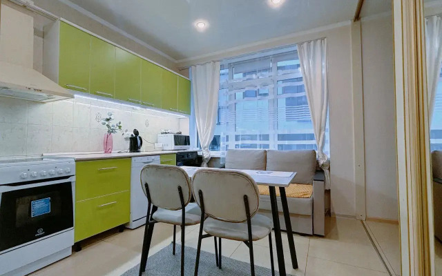 Na Tsvetochnoy 44/3 Apartments