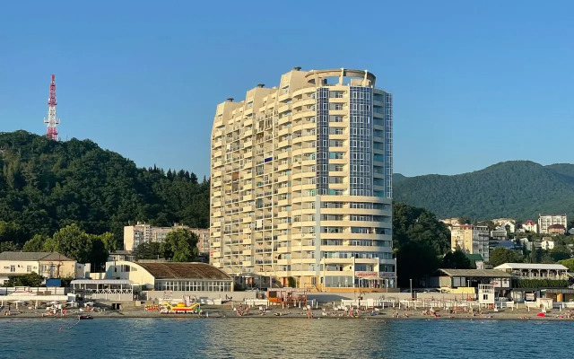 VIP Krasivye Glazki Flat