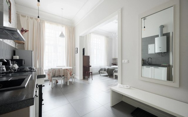 1912 v Dome s Sovami №1 Apartment