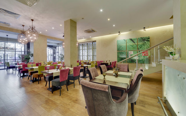 NashHOTEL Hotel