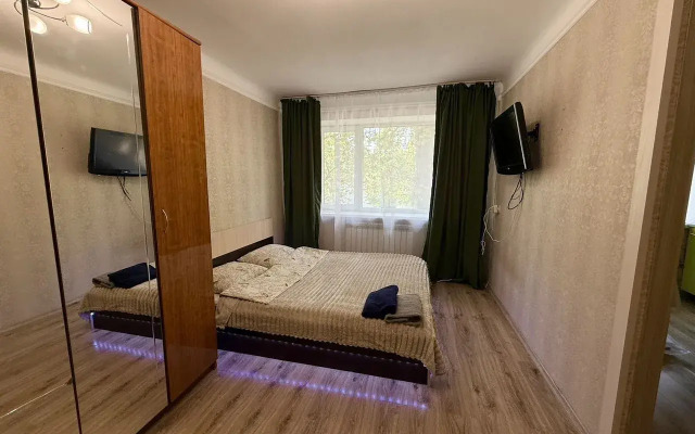 Квартира 1-комнатная у ЖД вокзала проспект Славы 7Б