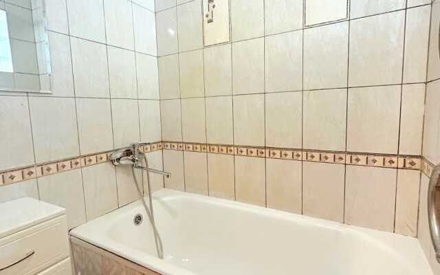 Uyutnaya Kvartira vozle Morya Apartments