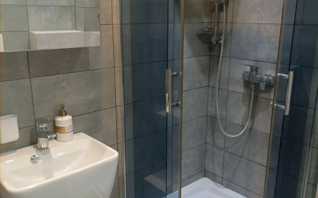 Uyutnaya Studiya V Tsentre Flat