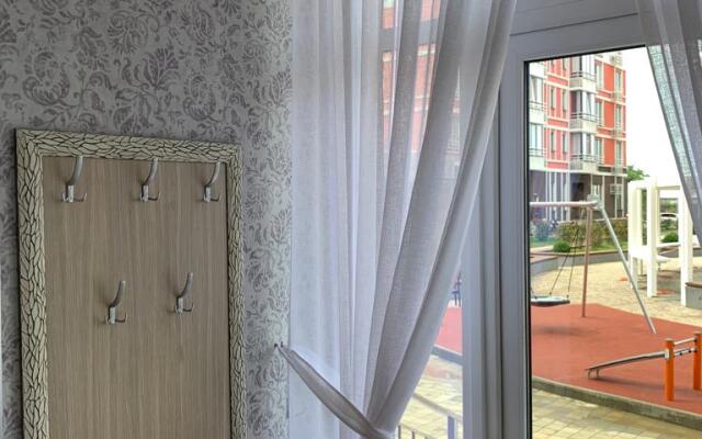 Elitnyie S Dizajnerskim Remontom Na Shkiperskoj Apartments