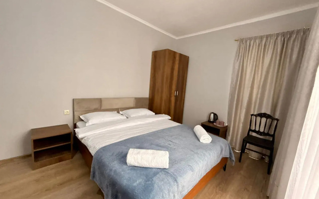 Отель Max Villa Bakuriani