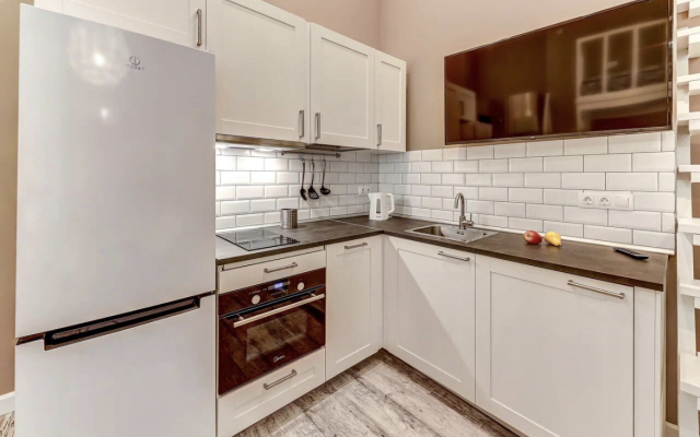 Апартаменты SweetHome на Мойке 40